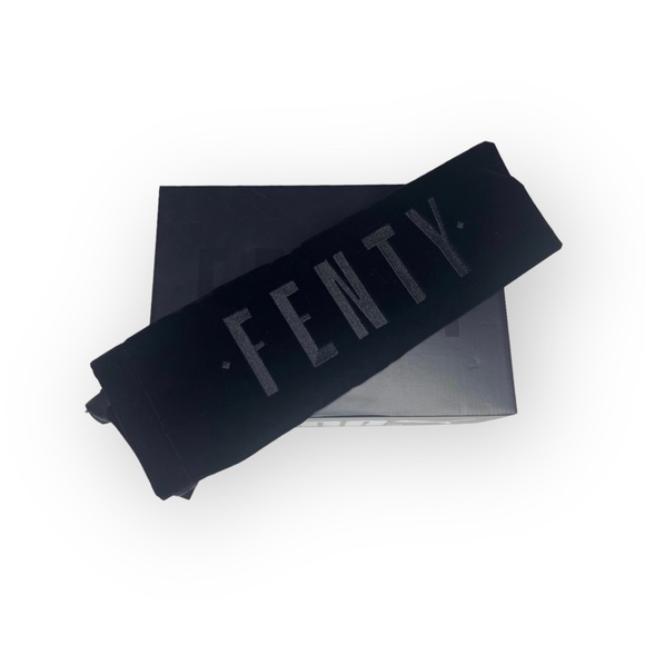 new Fenty Puma ✰ Drawstring Black Velvet Logo Dustbag + Box ✰ Rihanna RiRi - Picture 8 of 16